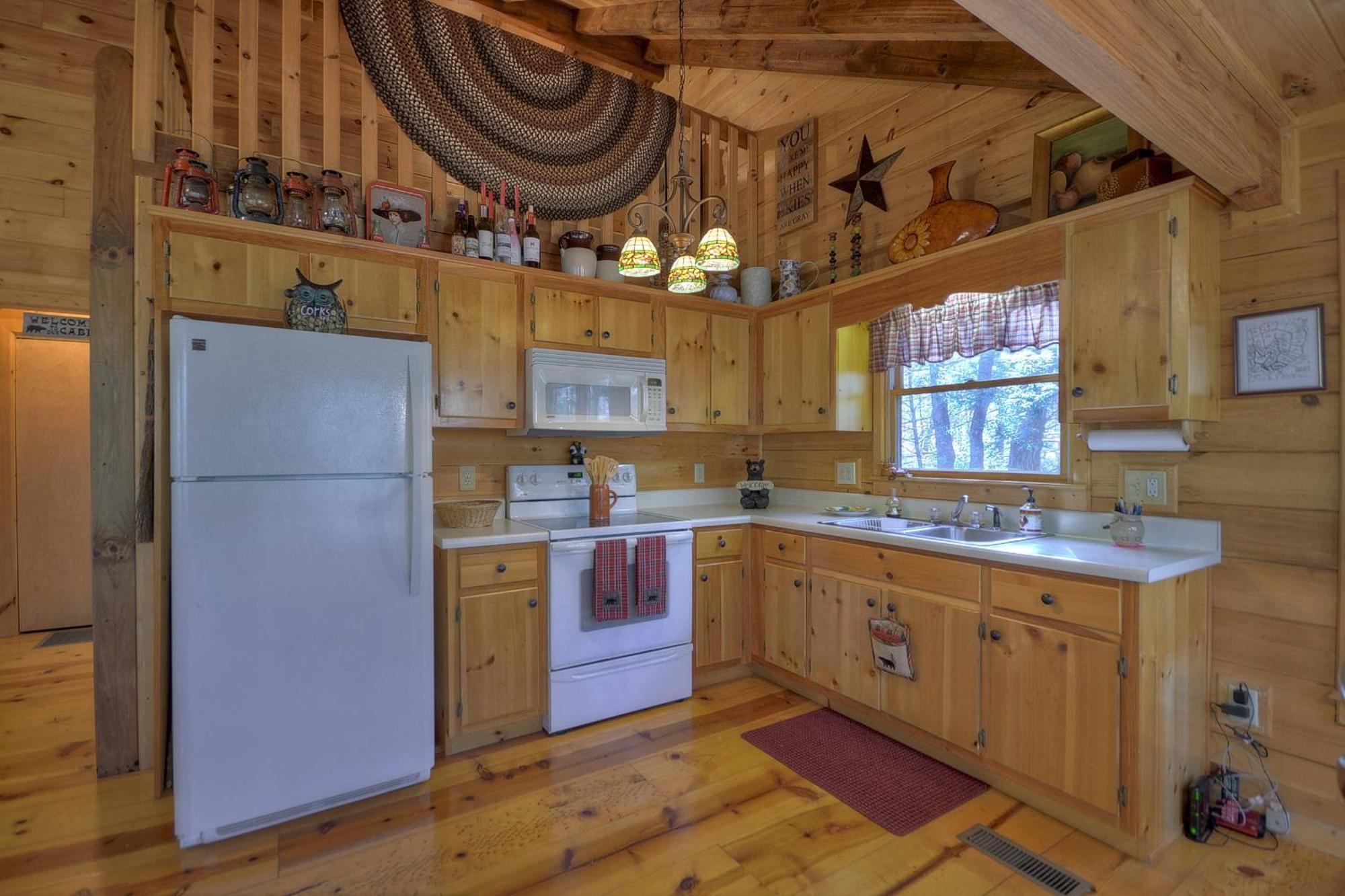 Knotty Pines Pet-Friendly Gas Fireplace Plus A Firepit Cherry Log Экстерьер фото