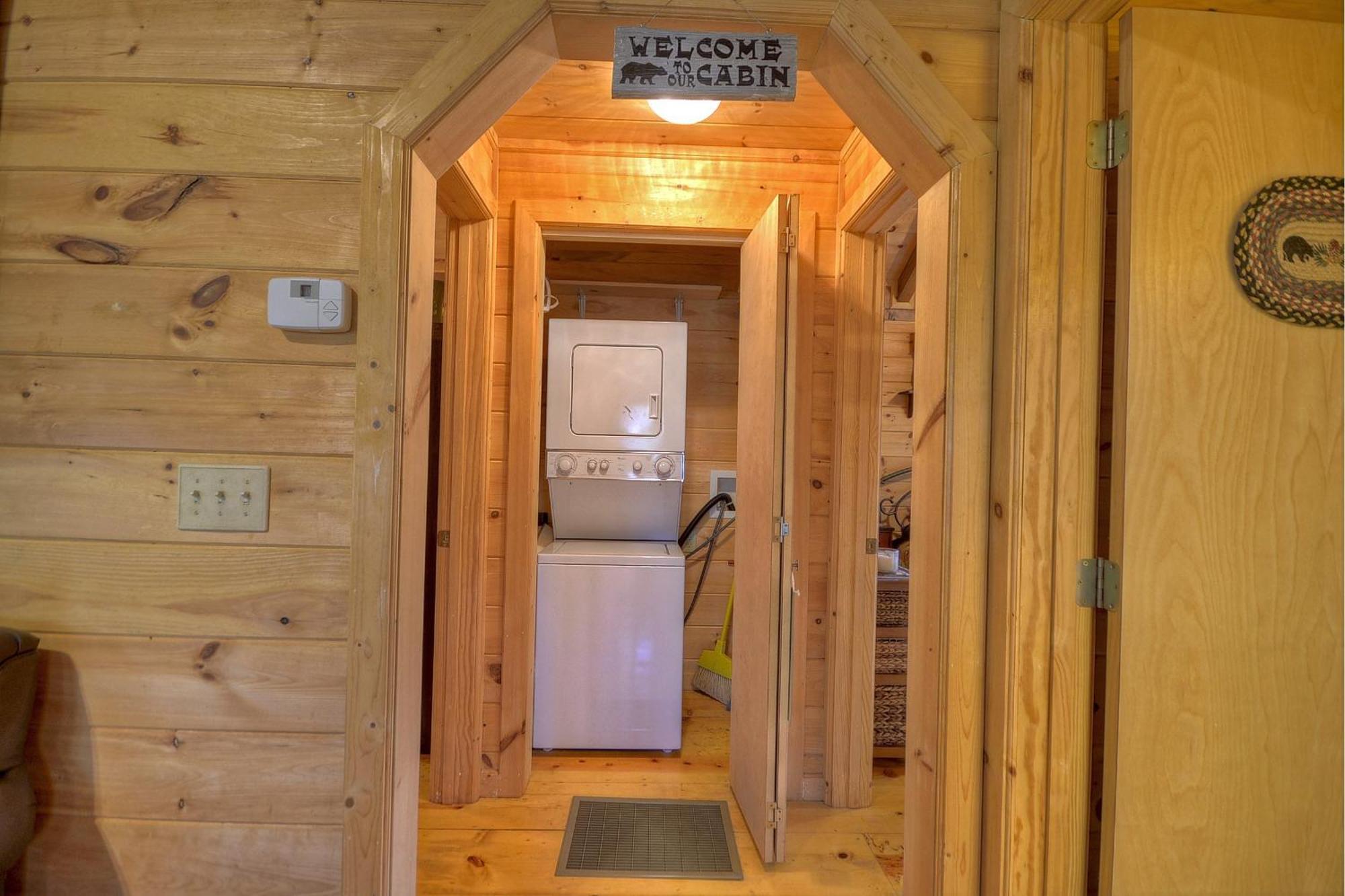Knotty Pines Pet-Friendly Gas Fireplace Plus A Firepit Cherry Log Экстерьер фото